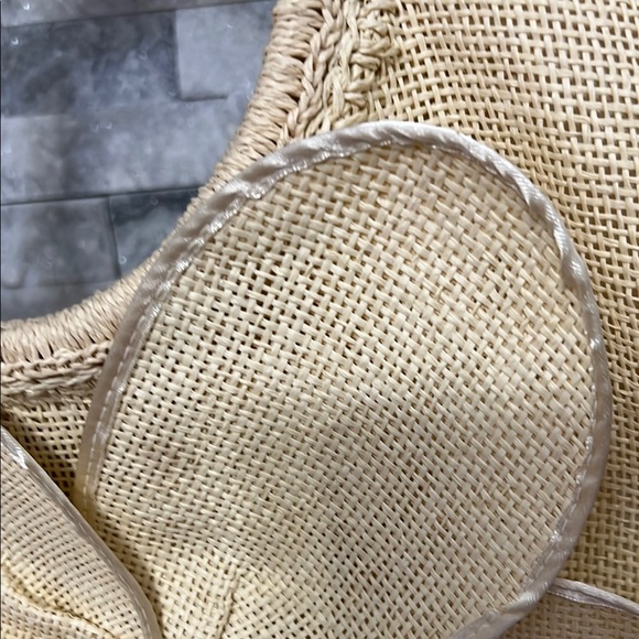 Sold sold sold - Picture 3 of 7